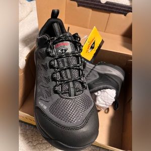 Brand new aluminum toe